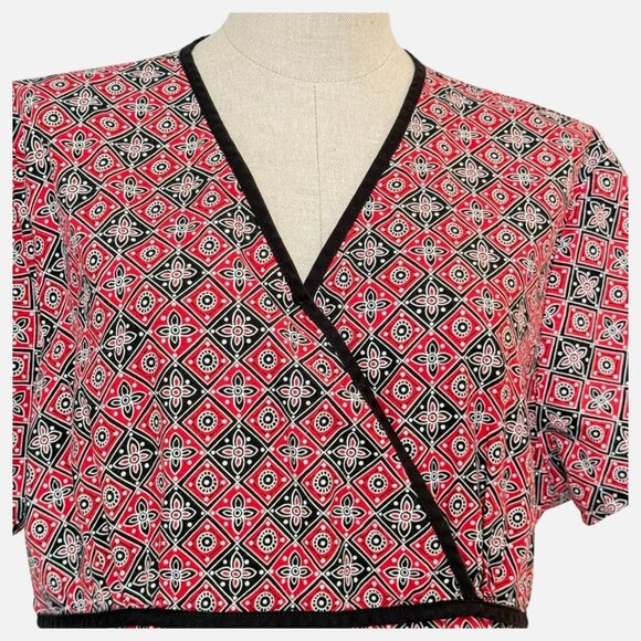 SB Scrubs Tops - Sb Scrubs Wrap Top Size XL Geometric Pattern Black Red White Pull Over Tie Back